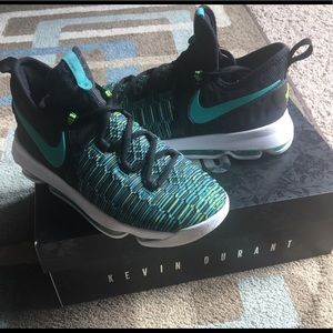 Kids Nike ZOOM KD9 - 5Y